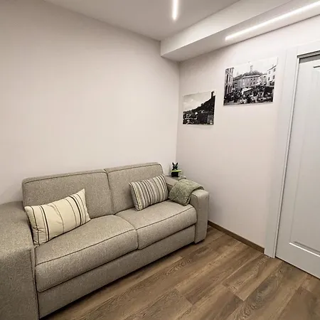 Torre Antica Guest *