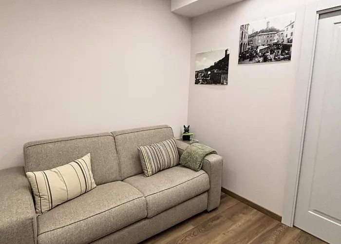 Torre Antica Guest *